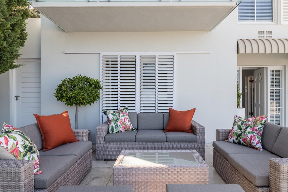 Incredible 6bed w Pool in Camps Bay Villa Galazzio