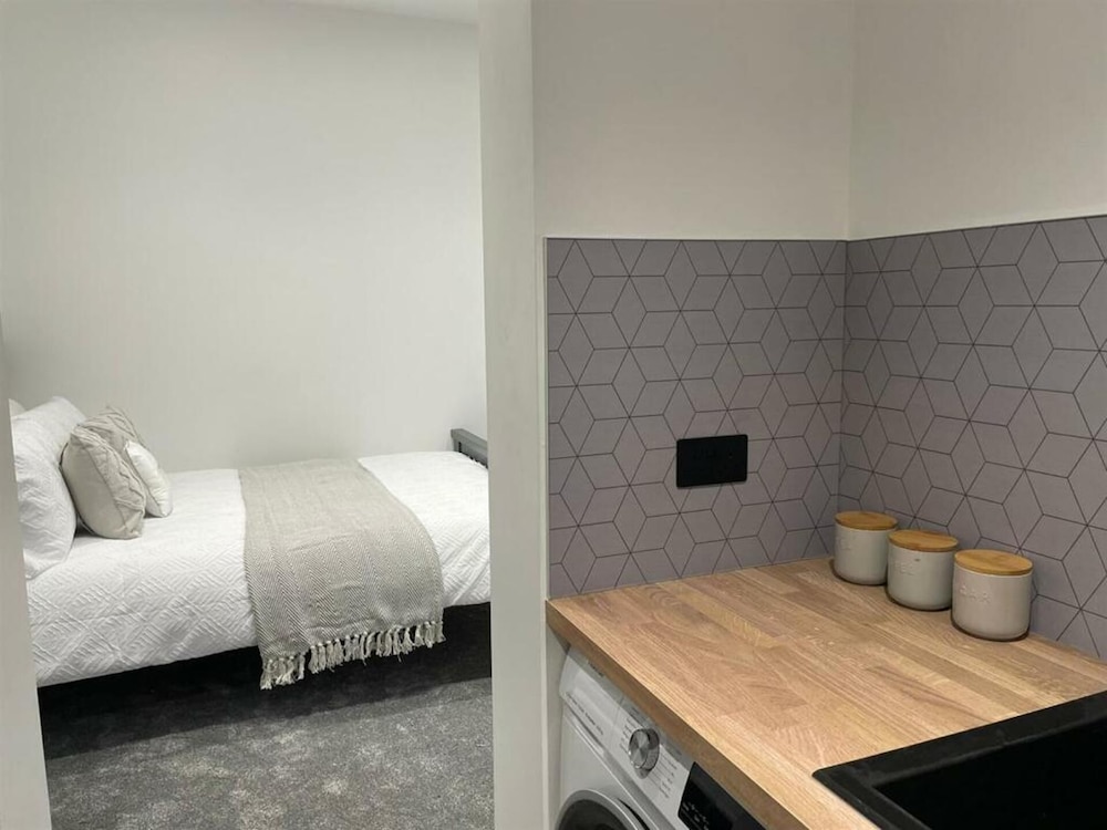 Cosy Carlisle Apartment - Ideal for Couples view 5