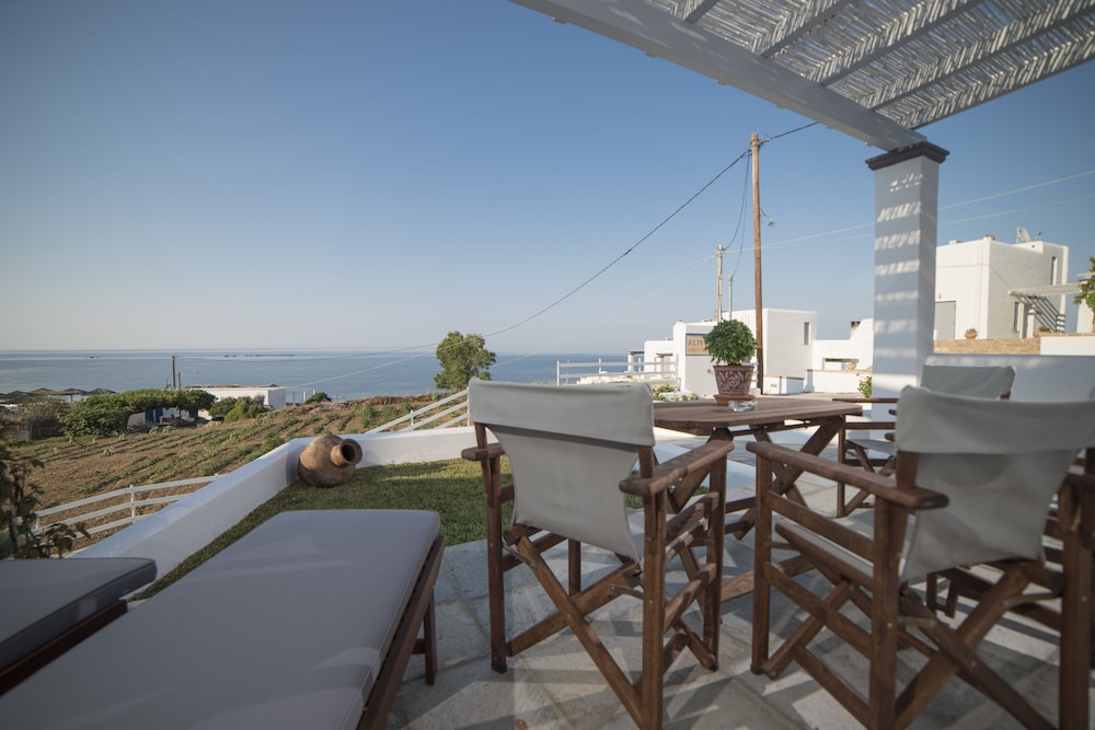 Almyra Guesthouses