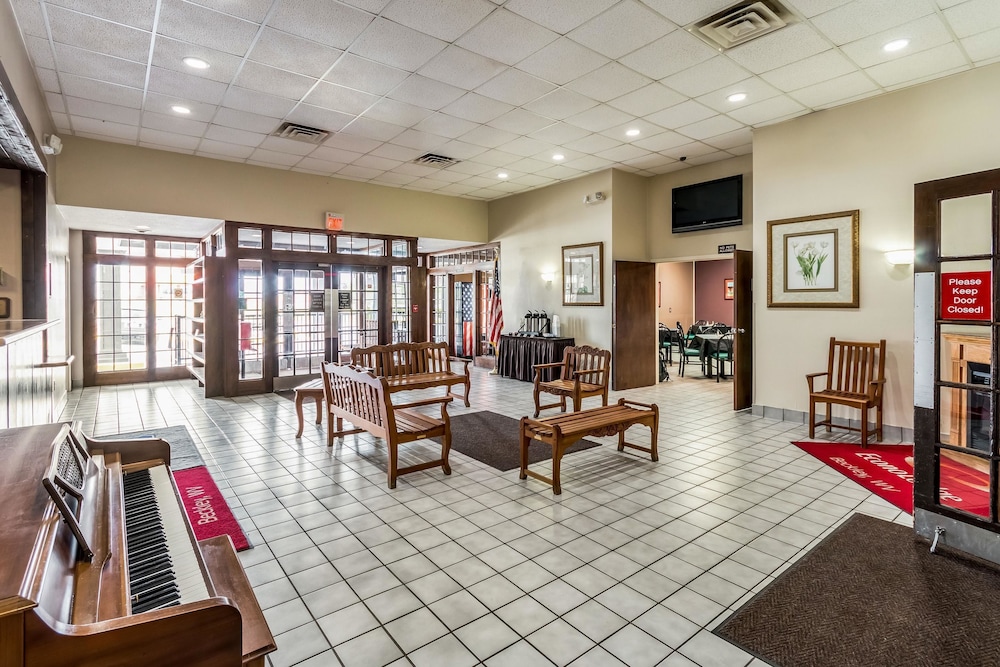 Beckley Vacations - Smart Extended Stay - Property Image 2