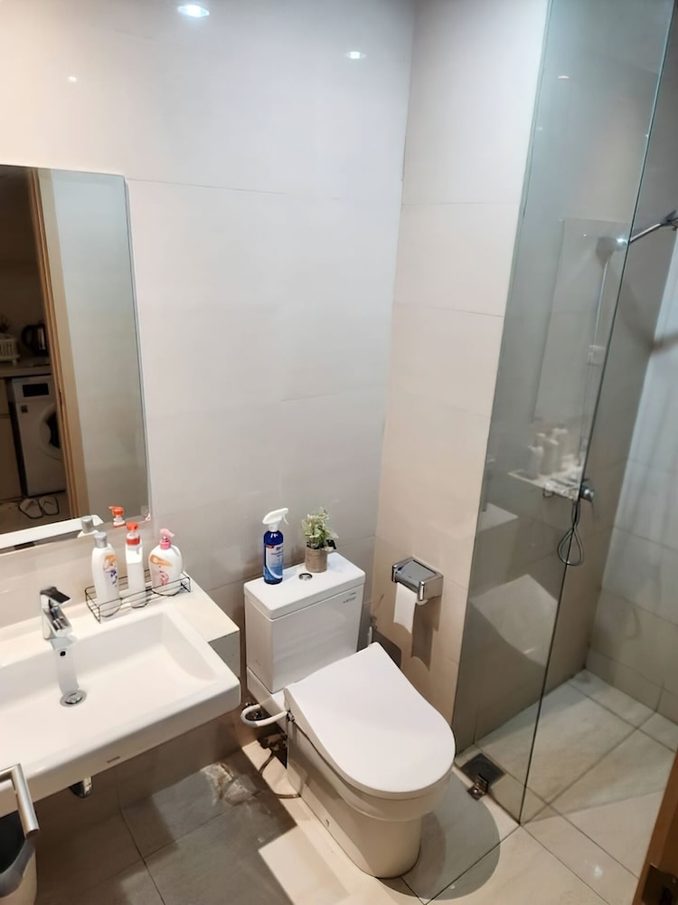 Sedayu City Suites - Free Gym Pool