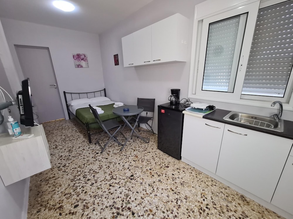 P3-panos Apartment in Porto Rafti view 5