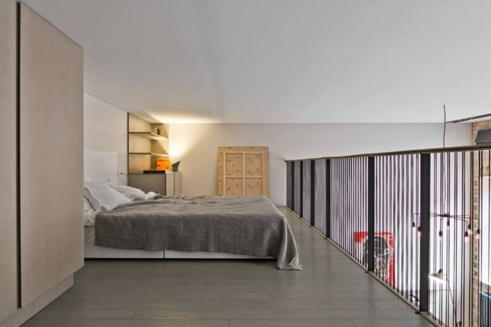 Luxury 1-bed Apartment in Vilnius Oldtown view 2