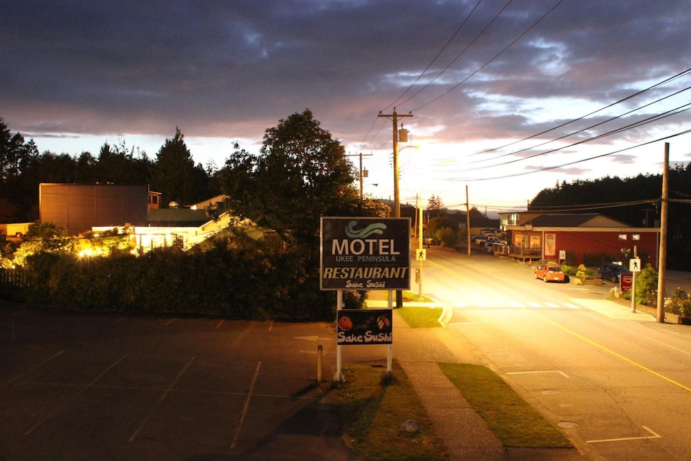 Ucluelet Wildwood Inn