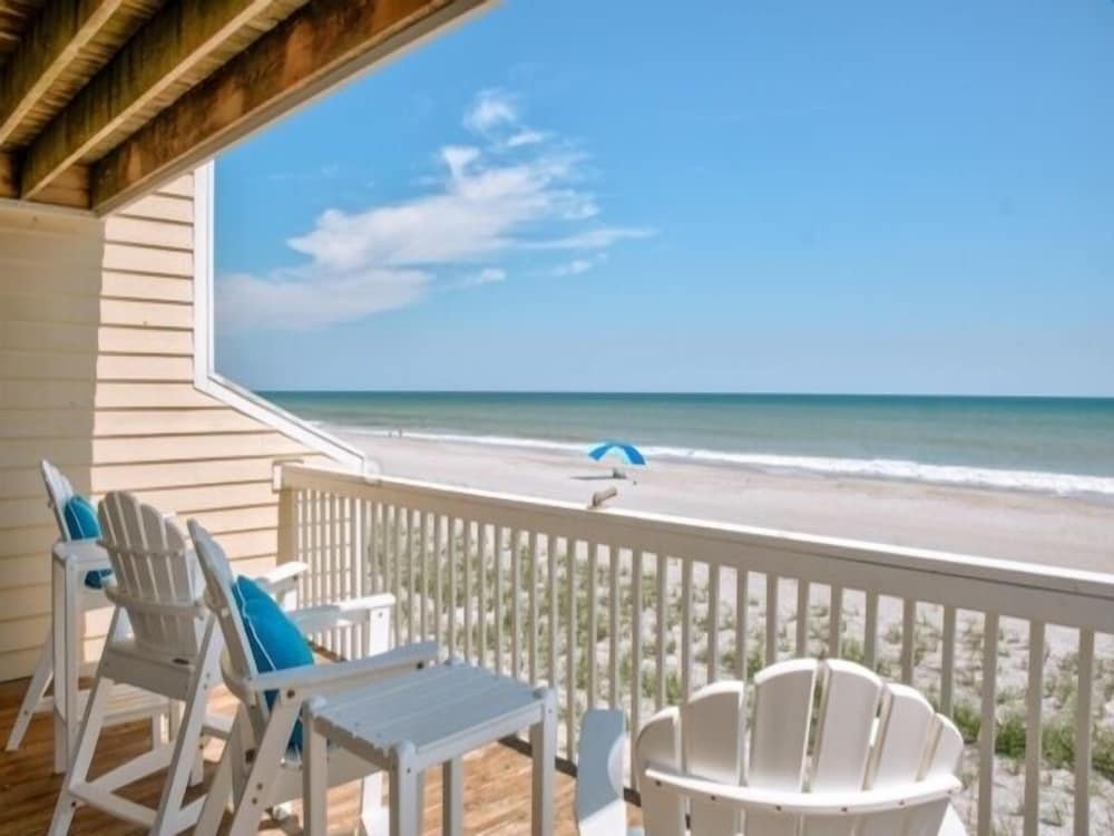 Sweet N Salty 3 Bedroom Townhouse