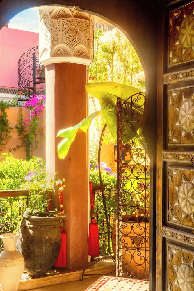 Riad Roxanne