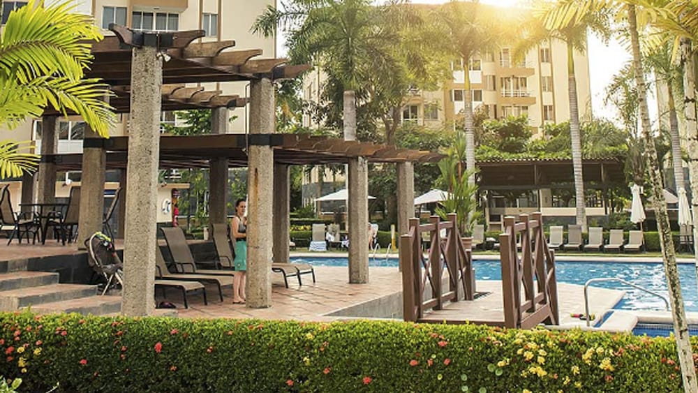 Costa Linda Condo 1.3