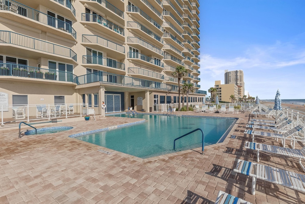 Dimucci Towers Ten 1604