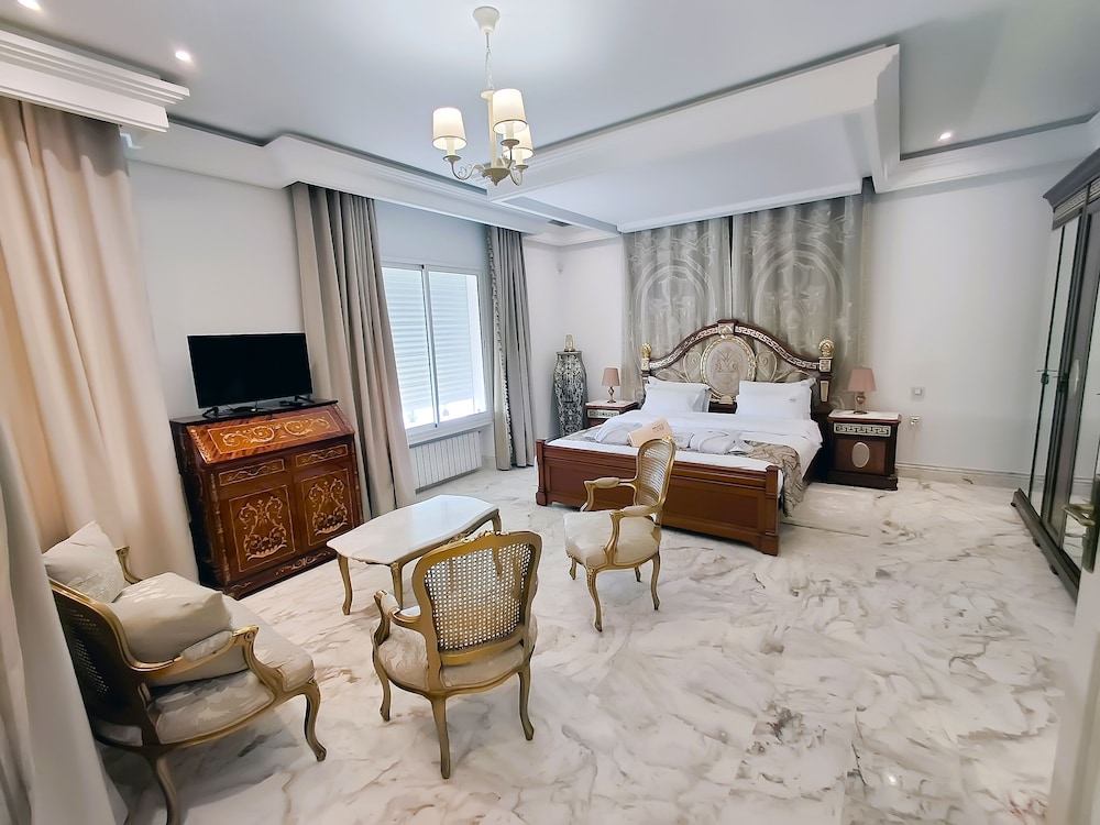L'Orchidée - Luxury Suites
