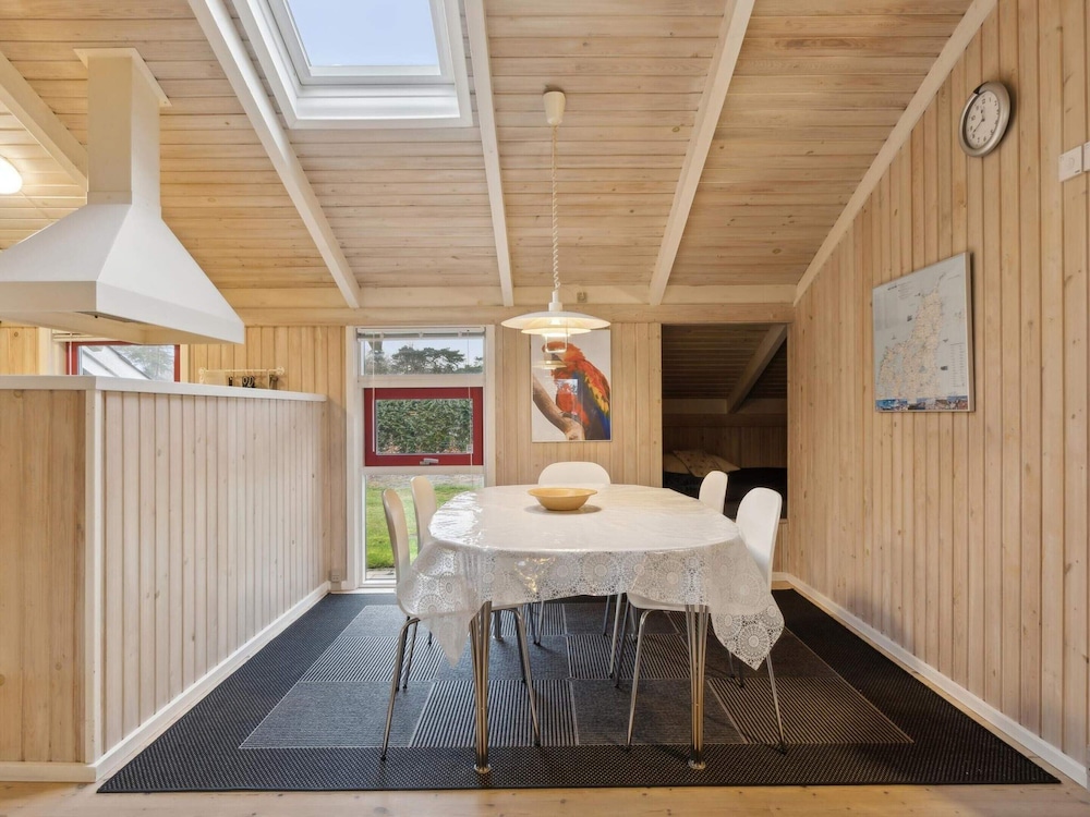 5 Star Holiday Home in Hals
