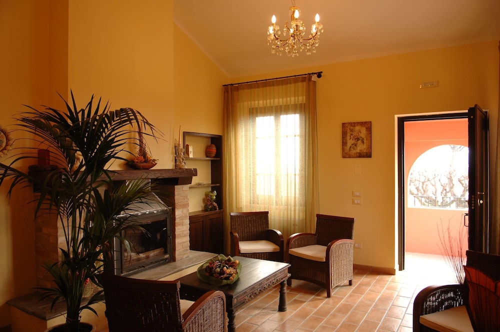 Country House Le Meraviglie view 2