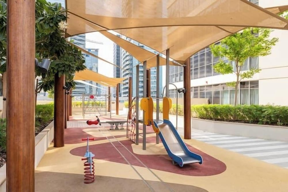 Vogue Downtown near Dubai Mall & Burj
