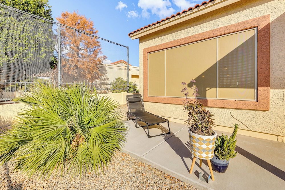 Near Lakes & Trails: Mesa Home w/ Golf Course View