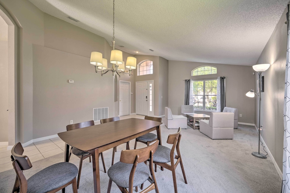 Kissimmee Getaway w/ Pool ~ 7 Mi to Disney! view 4
