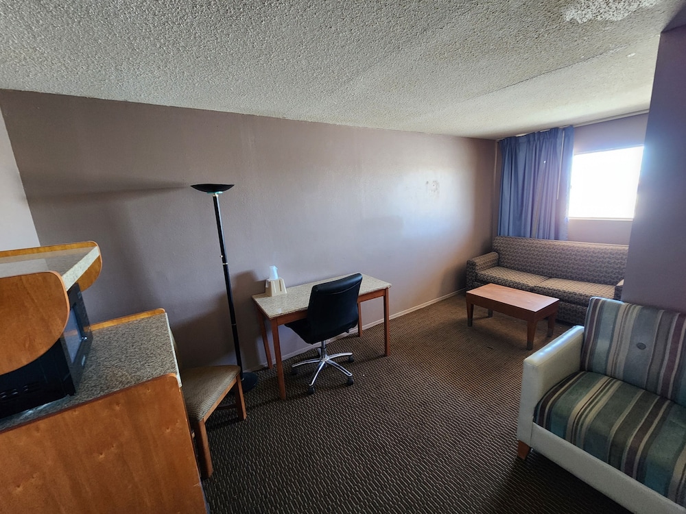Satellite Inn