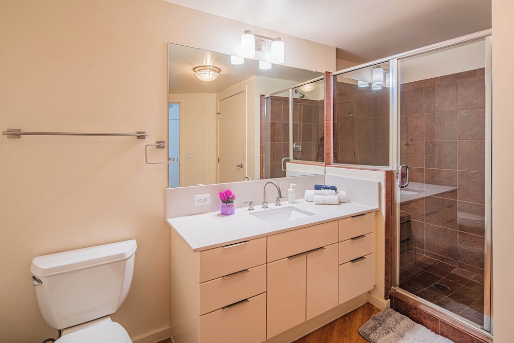 ROVE LIVING/KL - 44 Monroe