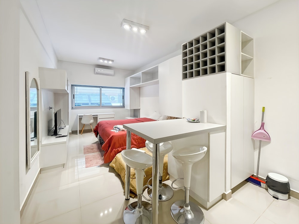 Ayres Suites Moreno