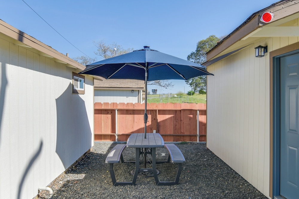 2 Mi to Feather River: Outdoor Escape in Oroville!