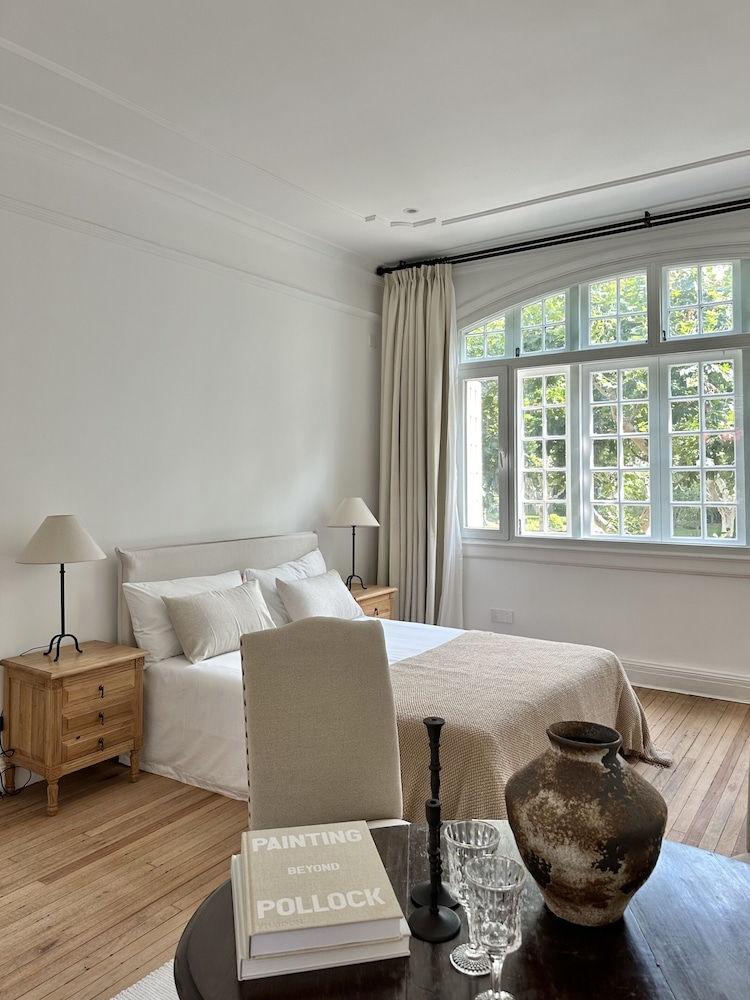 Shanghai Hills& Art Suite 17