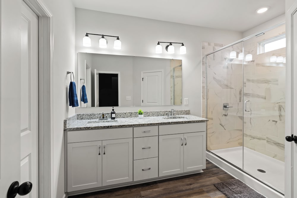 King 3BR Townhouse in Camp North End