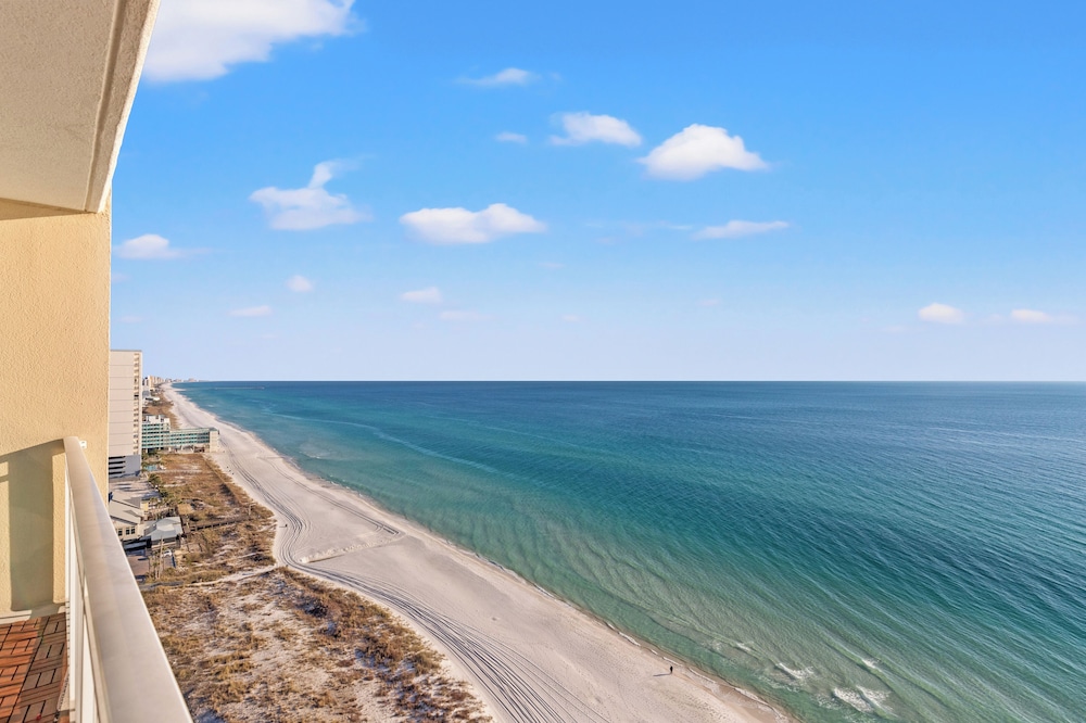 Emerald Beach Resort 2028