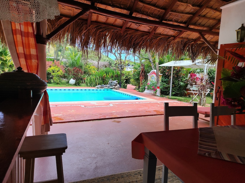 Casita Alegria