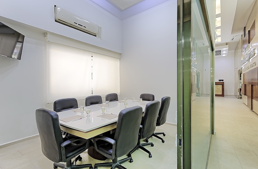 Villahermosa Vacations - Olmeca Plaza Urban Express - Property Image 10
