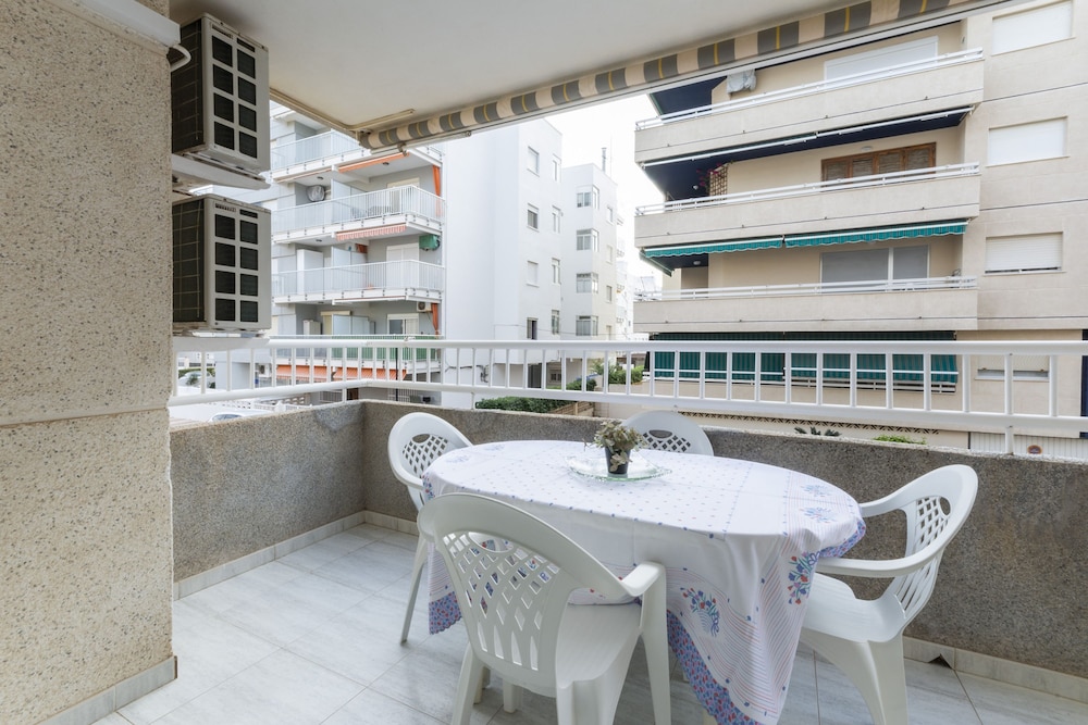 Estornell With 2 Bedrooms and 1 Bathrooms