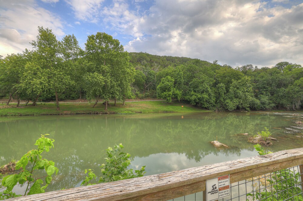 Riverfront Family Getaway on the Guadalupe