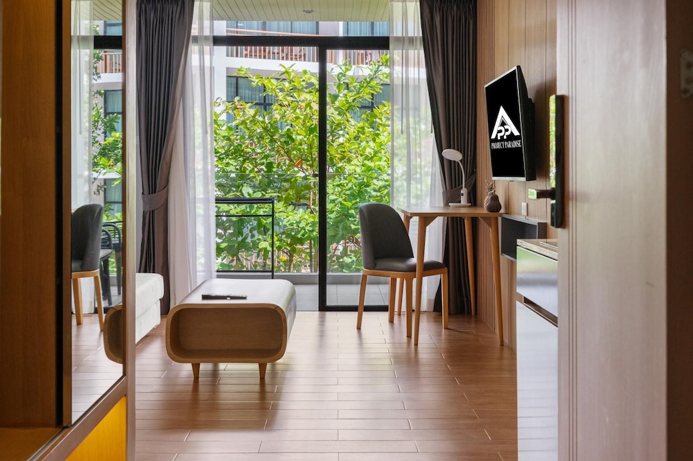 Wyndham Gardens 1320 Studio, 1m From Naithon Beach