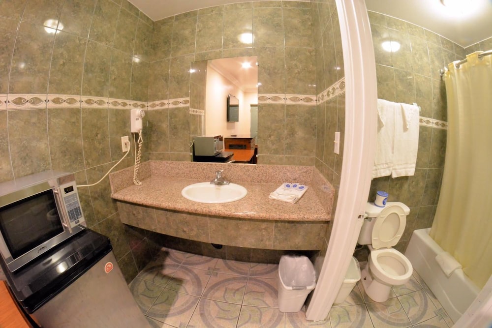 Palace Inn Oxnard