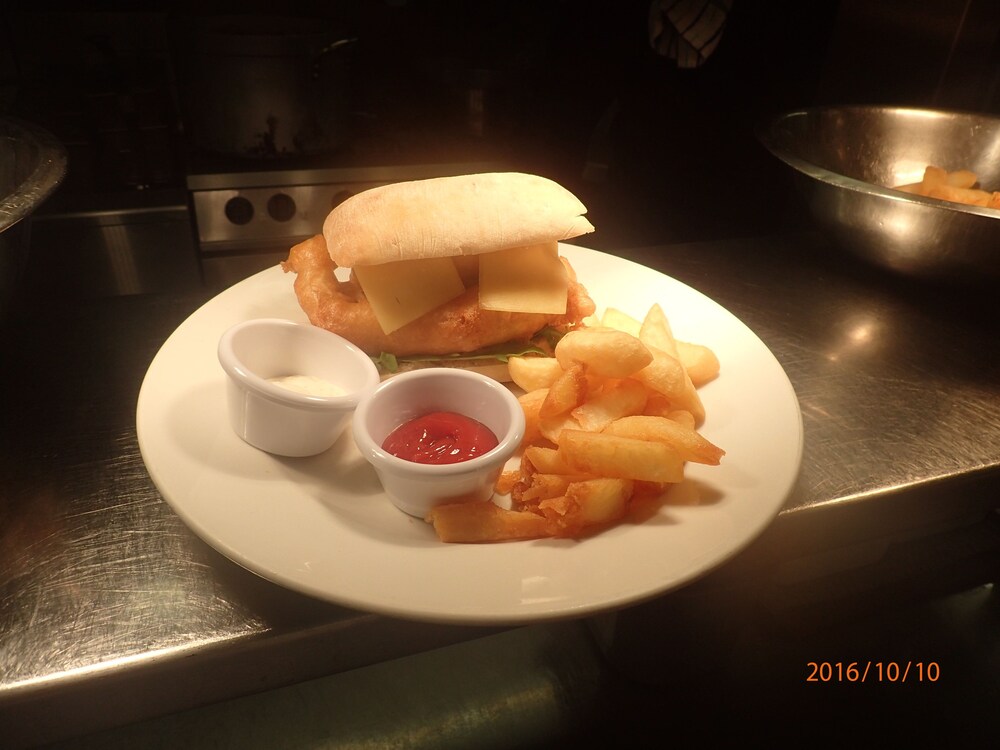 Ladybower Inn