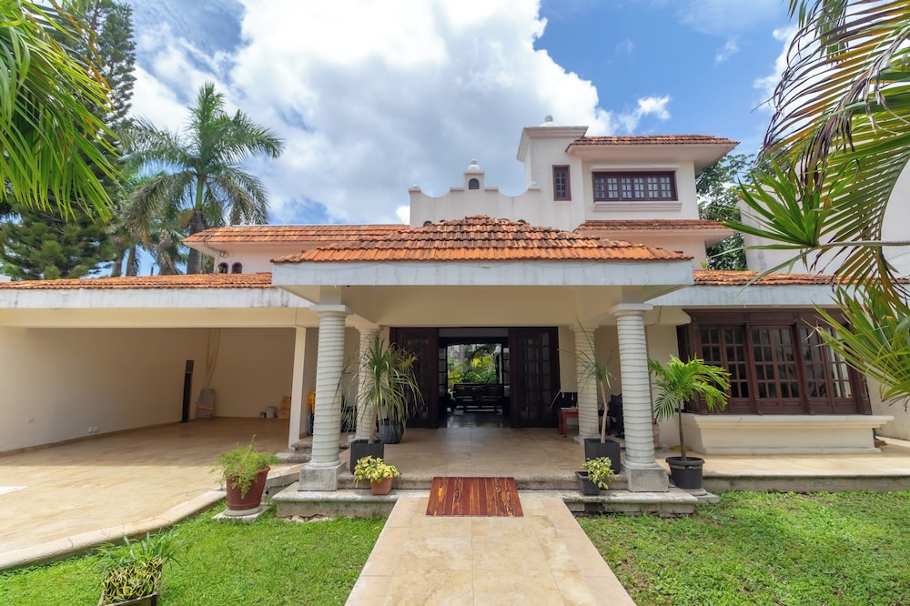 Hotel Boutique Villas Segovia Suites Cozumel - Image 1