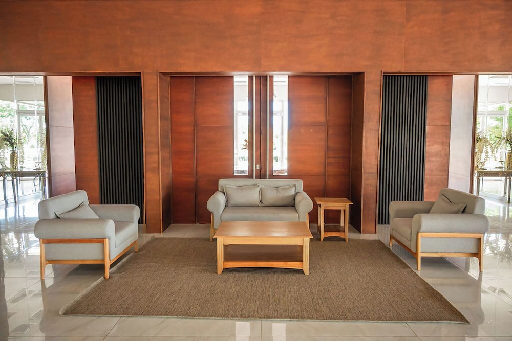 Papalo Resort Hotel