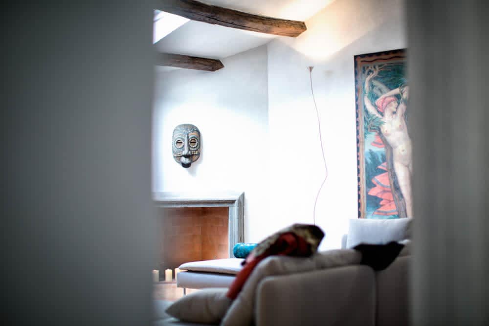 New Sophisticated Rome Apartment in the Heart of the Historic Ghetto of Rome