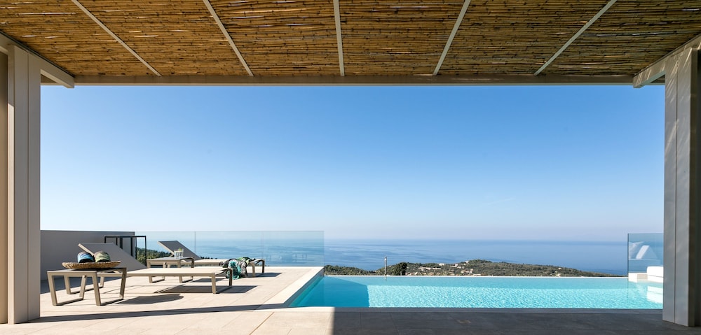 Art Blue Villas