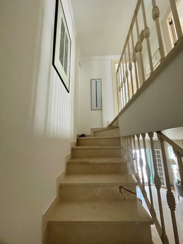 Marbella - House - Sleeps 4 - Pool - Parking