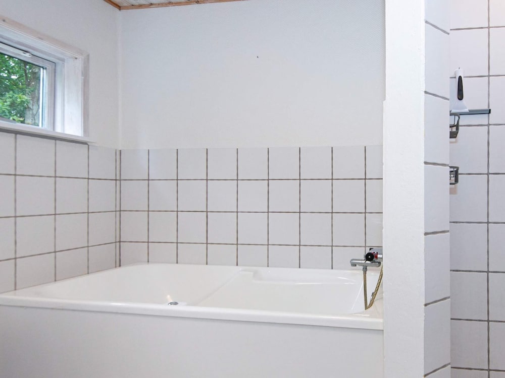 6 Person Holiday Home in Glesborg view 2