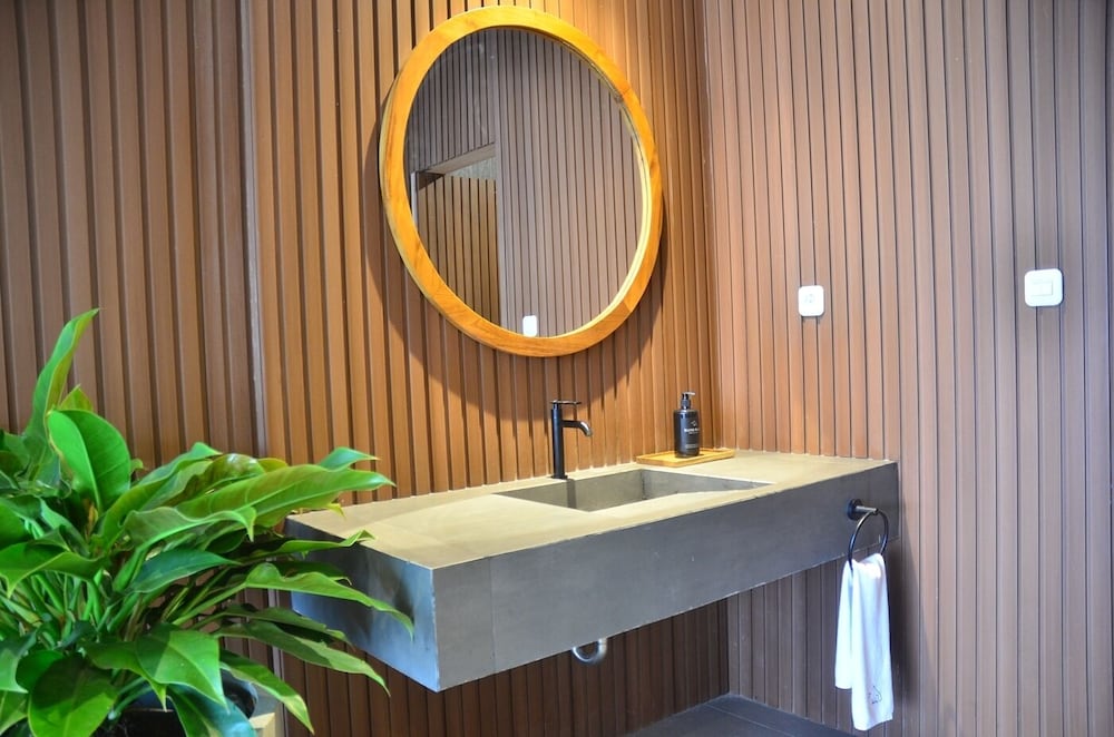 Emerald hill 12 BR karaoke heated pool