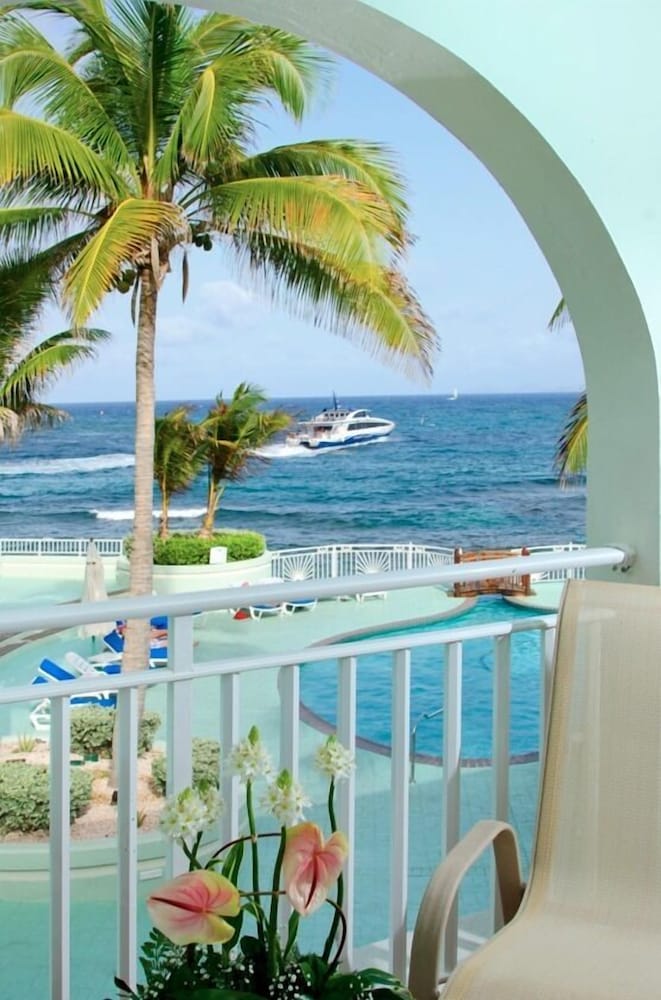 Oyster Bay Beach Resort - Photo 89