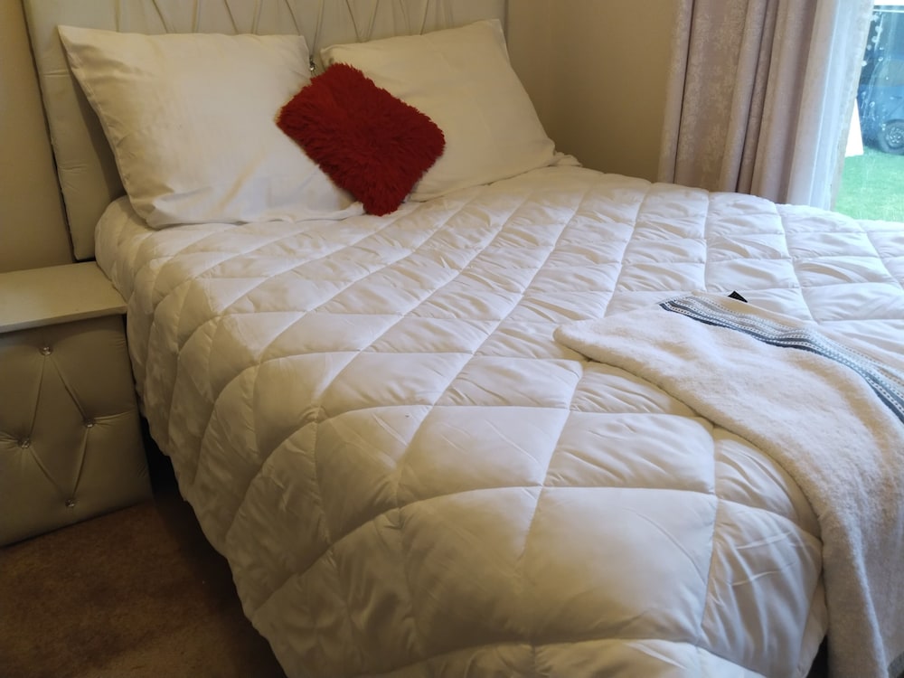 JM TOURS & SAFARIS GUESTHOUSE