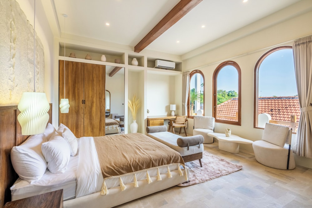 3BR Luxe Pool Villa Anaya