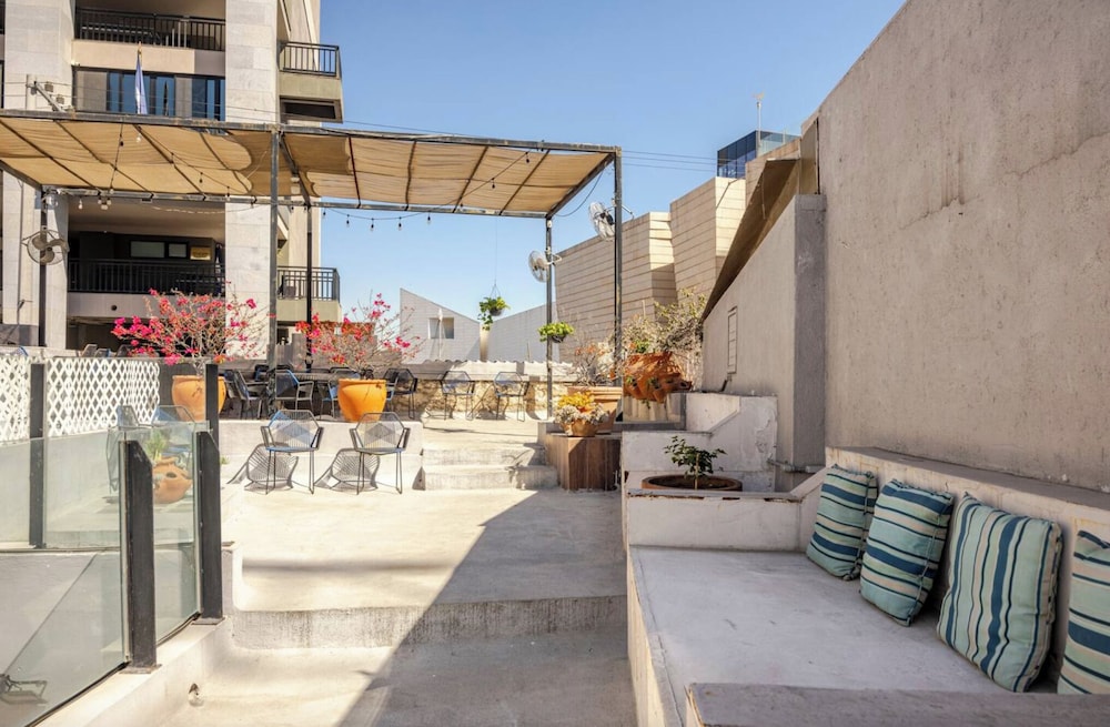 Adhoc Boutique Barrio Antiguo