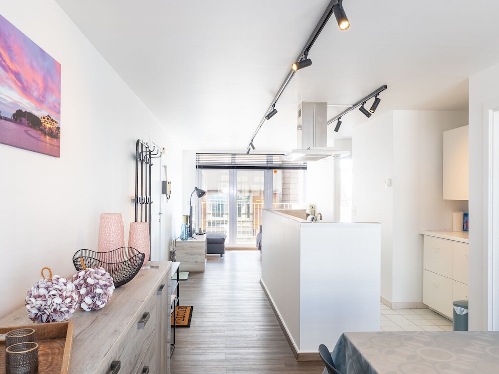Pleasant Apartment With Sunny Terrace