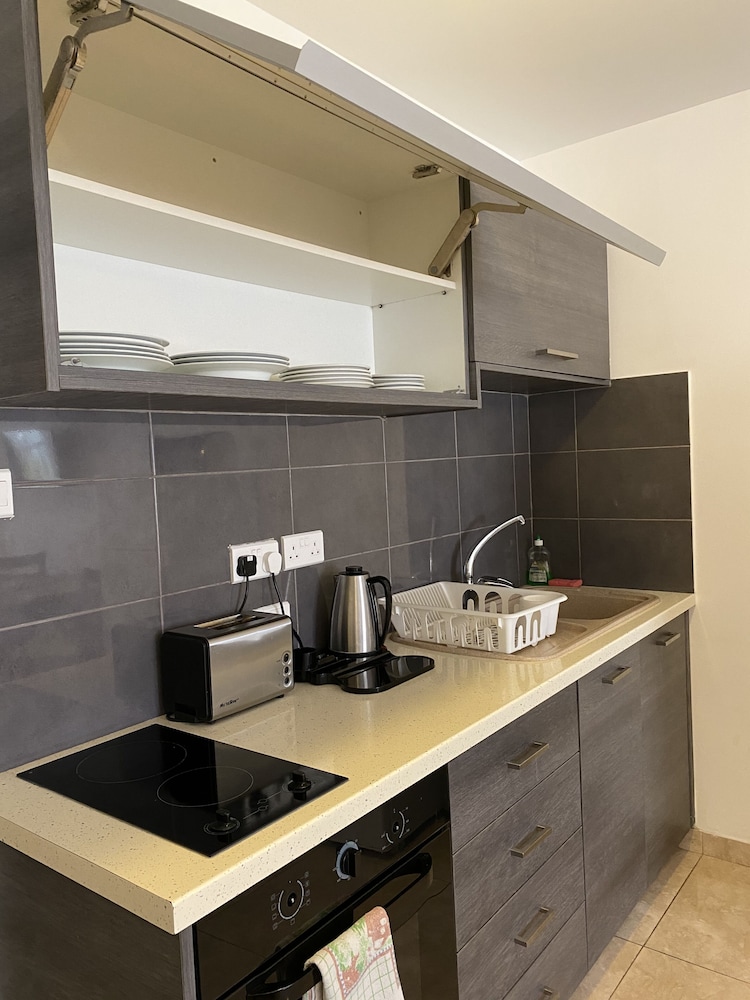 Alexia Hotel Apartments
