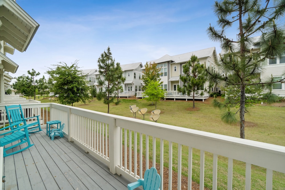 Prominence on 30A by Panhandle Getaways