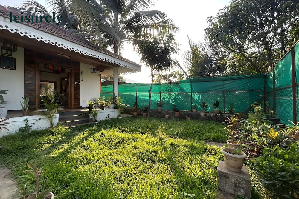 Stay Leisurely Blue Leaf 3BHK Alibaug