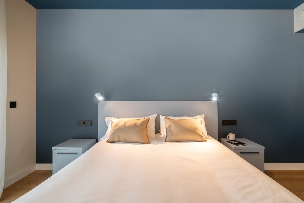 Port Forum Apartments By Olala Homes