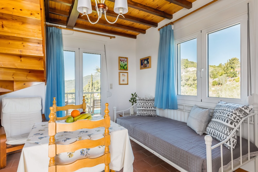 Villa Thea Studios & Maisonettes
