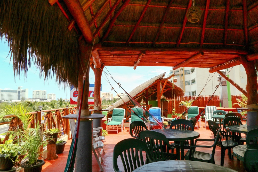 Hostel Natura